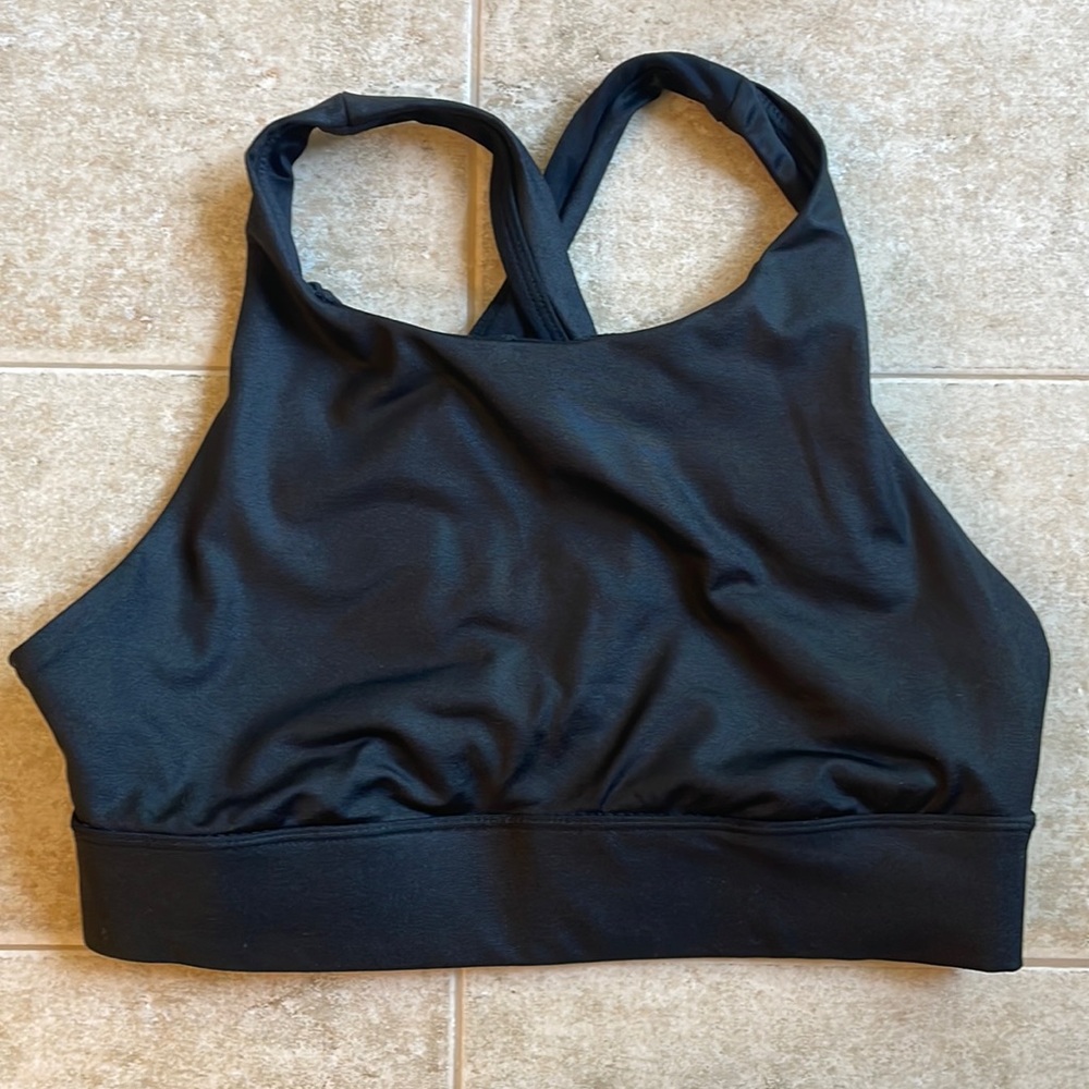 NWOT Fabletics high support sports bra